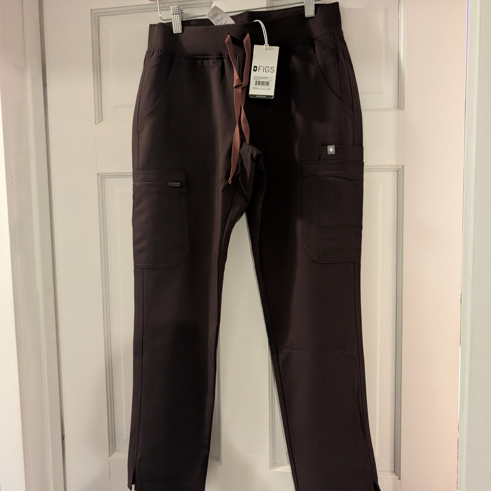 Womens Figs, Espresso Scrubs - Small, Petite, New